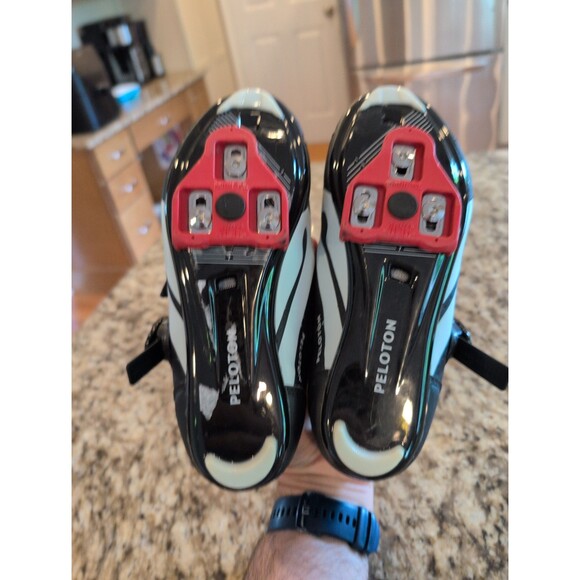 EUC Peloton cycling bike shoes with look delta cleats EU 38 US women's 7 - Picture 6 of 7